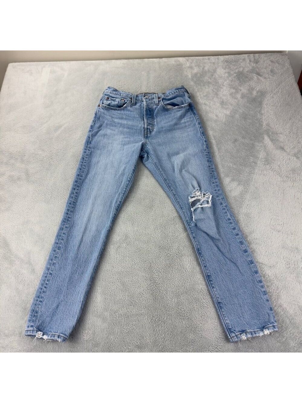 Levi's 501 Skinny Women's Jeans Size 26 x 28 Light Blue Denim Distressed